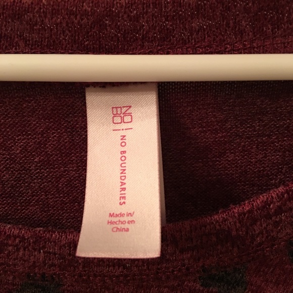 Ladies top - Picture 2 of 4